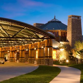 four winds casino silver creek event center